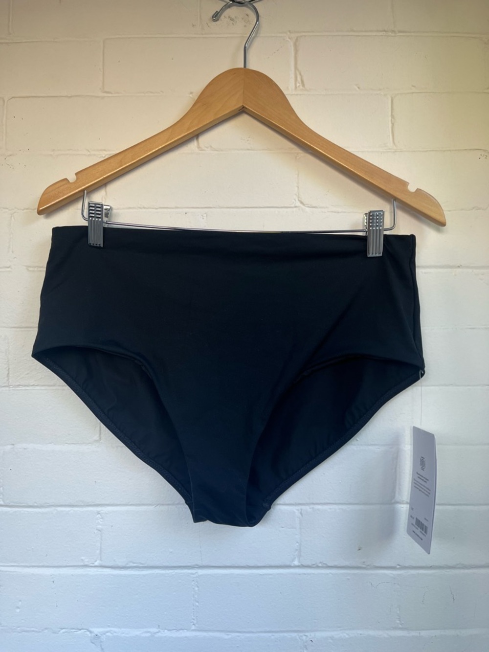 NWT Athleta High Waisted Black Bikini Bottoms Size Large